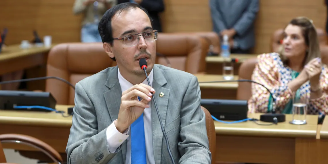 Deputado George Passos – “Não é verdade que o Governo está reduzindo o ICMS”