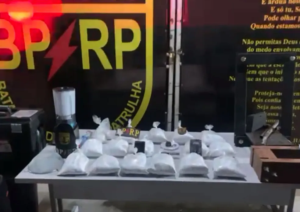 Três traficantes são presos com 15 quilos de cocaína