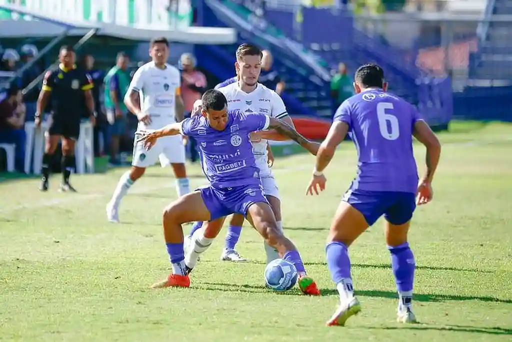 Virada e final: Manaus x Confiança