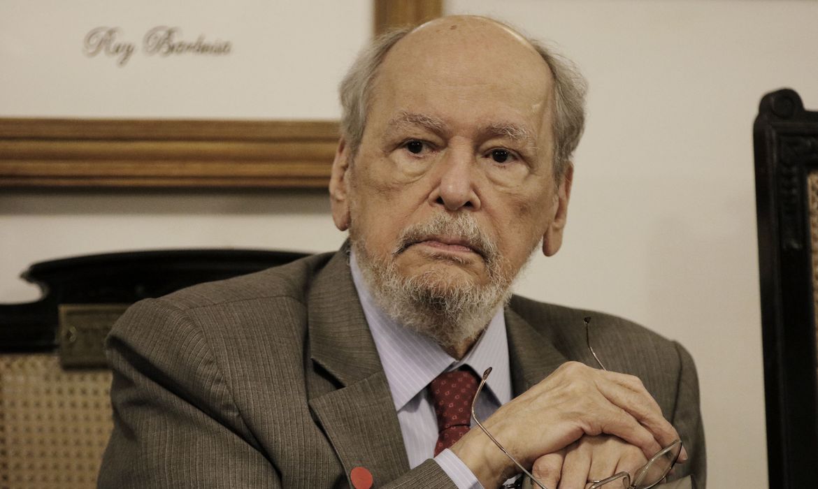 Morre em Brasília o ministro aposentado do STF, Sepúlveda Pertence