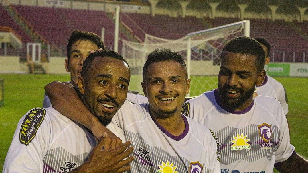 Falcon vence o Cruzeiro-AL com goleadas de 4×1